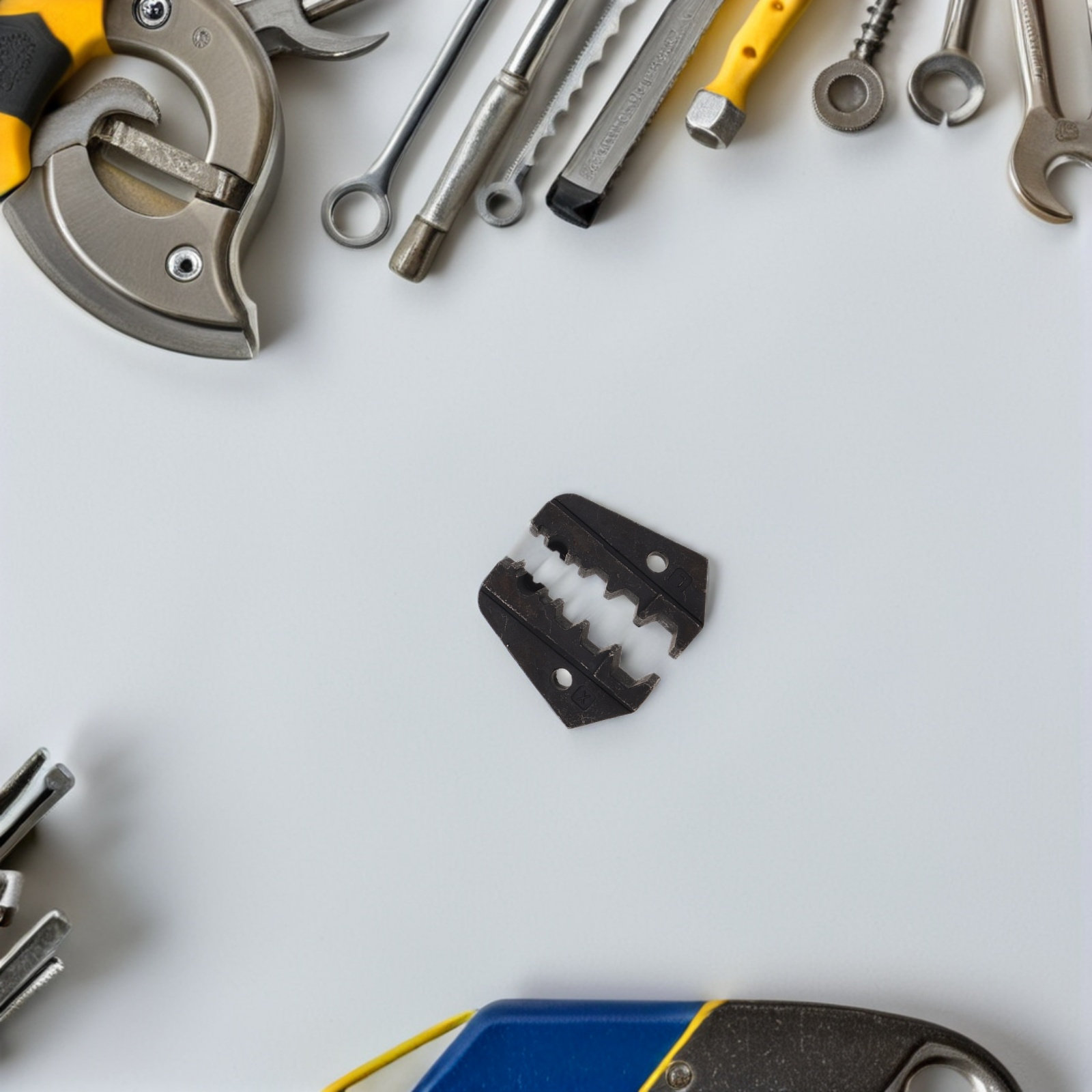 Maintenance Workshop Tools - Alat Crimping dengan Mata Pisau Presisi